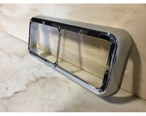 KENWORTH  HEADLAMP BEZEL