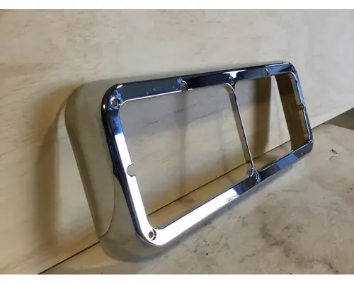 KENWORTH  HEADLAMP BEZEL