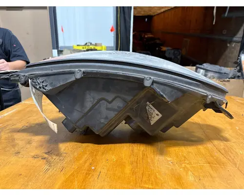 KENWORTH  Headlamp Assembly