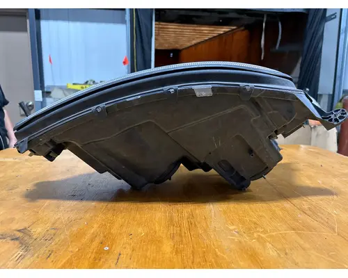 KENWORTH  Headlamp Assembly