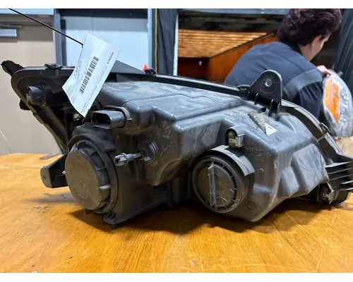 KENWORTH  Headlamp Assembly