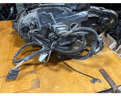 KENWORTH  Headlamp Assembly