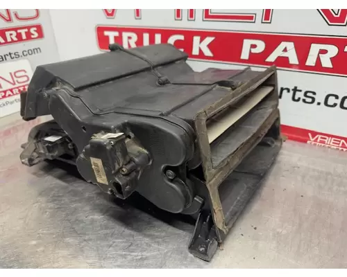 KENWORTH  Heater or Air Conditioner Parts, Misc.