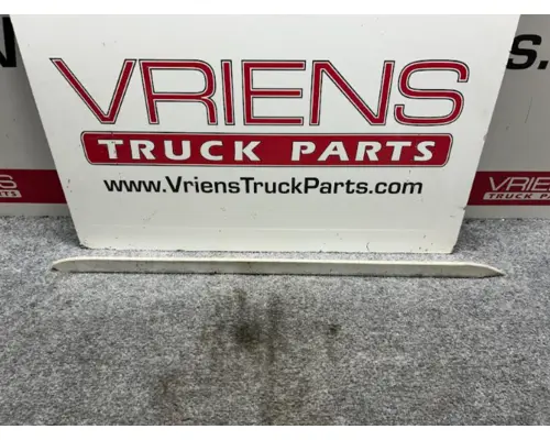 KENWORTH  Hood Parts