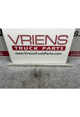 KENWORTH  Hood Parts