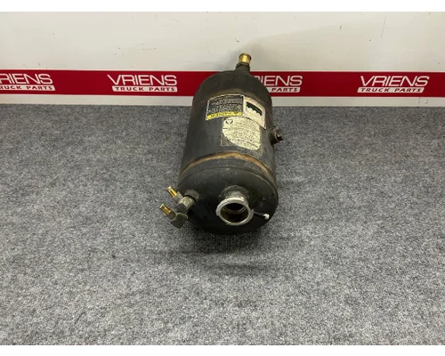 KENWORTH  Radiator Overflow  Surge Tank