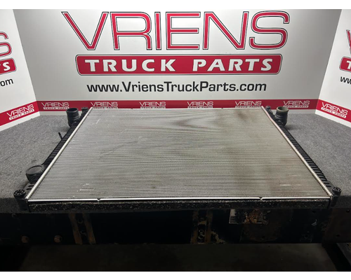 KENWORTH  Radiator