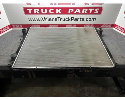KENWORTH  Radiator