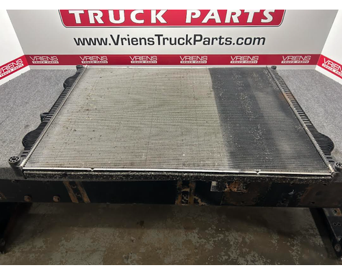 KENWORTH  Radiator