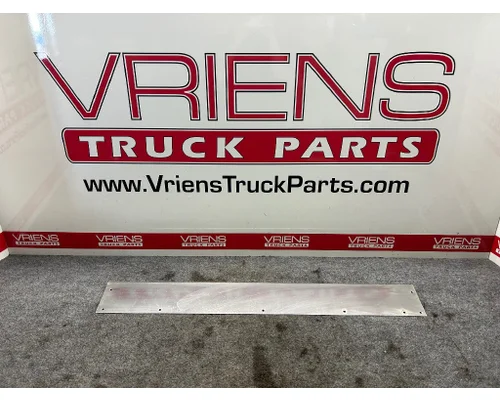 KENWORTH  Skirt