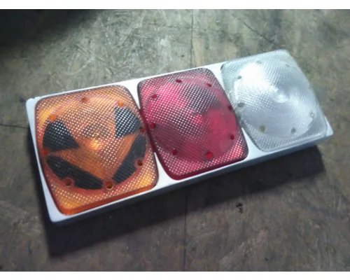 KME KOVATCH FIRE/RESCUE STOP TURN TAIL LAMP