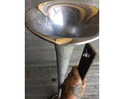 KME Kovatch FIRE TRUCK Horn
