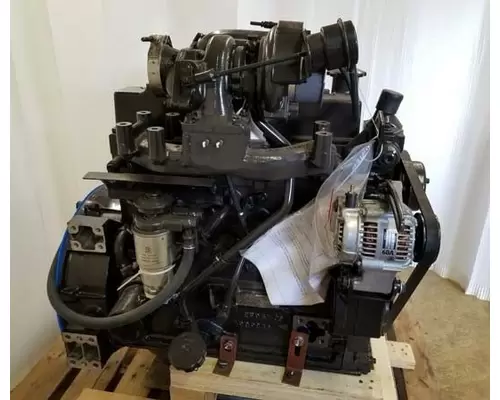 KOMATSU S4D95LE-3 Engine