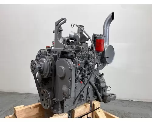KOMATSU SA6D102E Engine