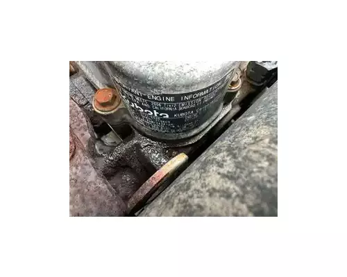 KUBOTA D722 Engine Assembly