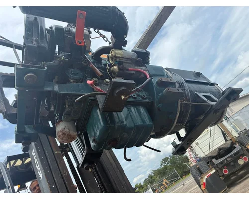 KUBOTA D905 Engine Assembly