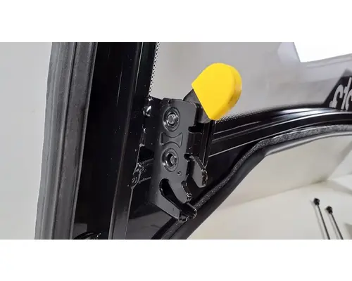 KUBOTA  Windshield Glass