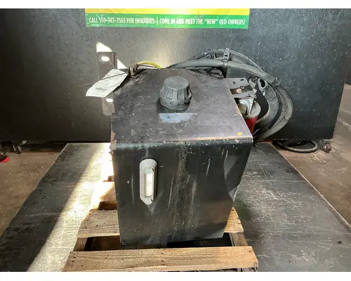 Kalmar Ottawa 4x2 Hydraulic Tank