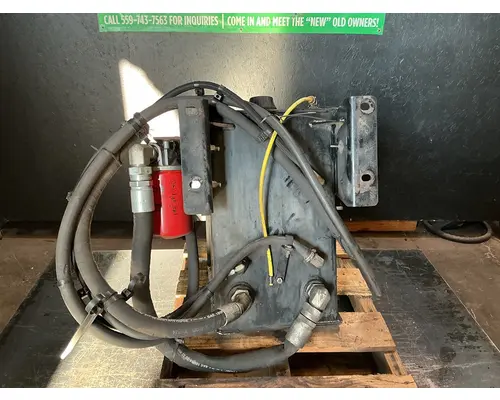 Kalmar Ottawa 4x2 Hydraulic Tank