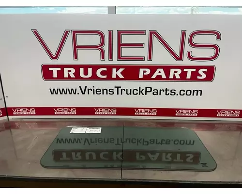 Back Glass KENWORTH  Vriens Truck Parts