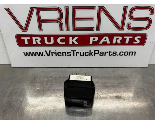 Dash / Console Switch KENWORTH  Vriens Truck Parts