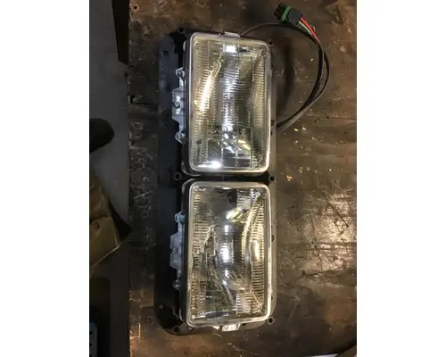 Headlamp Assembly KENWORTH  K &amp; R Truck Sales, Inc.