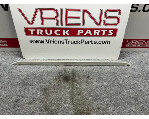 Hood Hinge KENWORTH  Vriens Truck Parts