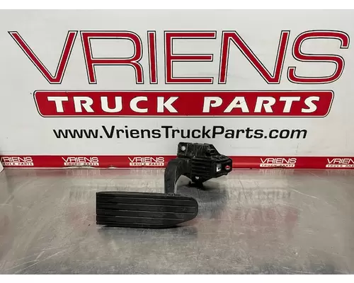 Brake / Clutch Pedal Box KENWORTH  Vriens Truck Parts