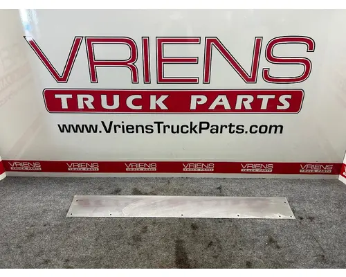 Skirt KENWORTH  Vriens Truck Parts