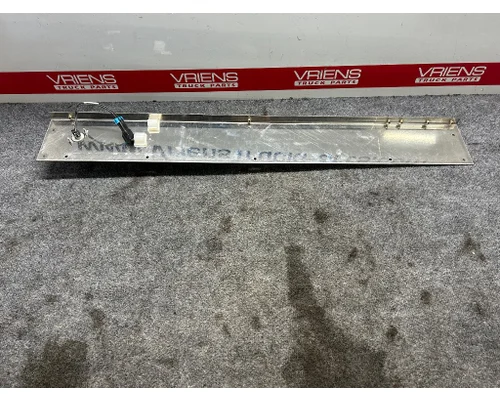 Skirt KENWORTH  Vriens Truck Parts