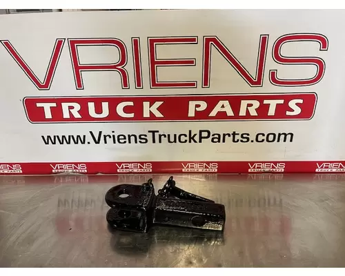 Trailer Hitch KENWORTH  Vriens Truck Parts