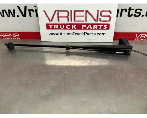 Windshield Wiper Arm KENWORTH  Vriens Truck Parts