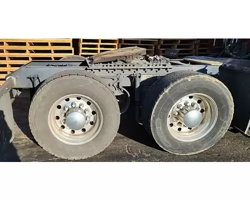 Cutoff Assembly (Housings & Suspension Only) KENWORTH AG380 Garabedian Equipment Company, Inc - Fresno