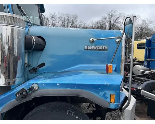 Hood KENWORTH C500 Truck Salvage International Inc