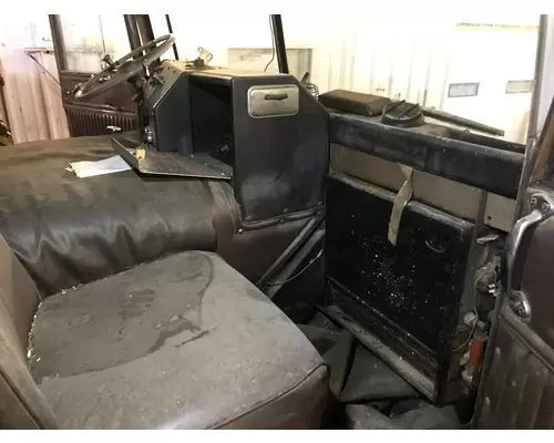 Kenworth K100 Dash Assembly