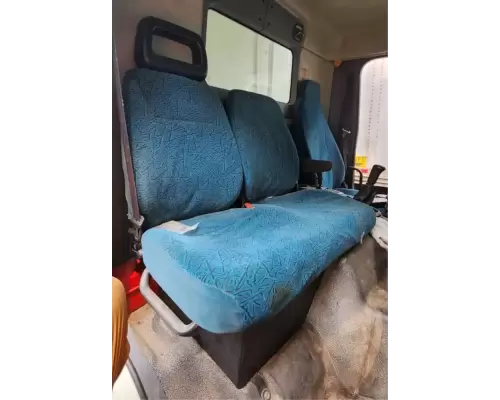 Kenworth K300 Seat, Front