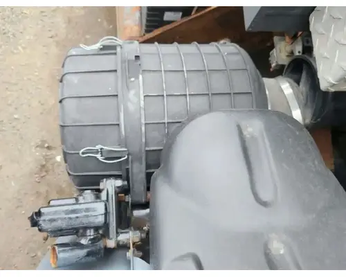Kenworth K370 Air Cleaner