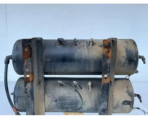 Kenworth K370 Air Tank