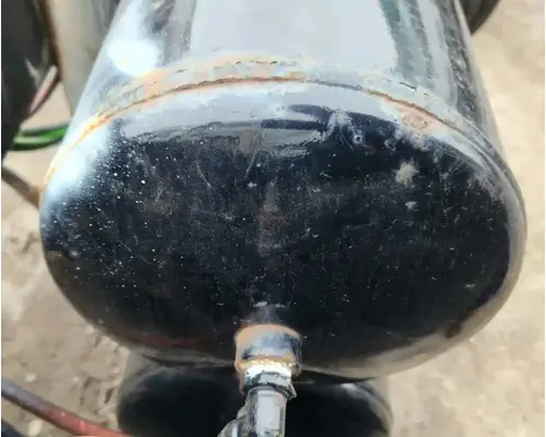 Kenworth K370 Air Tank