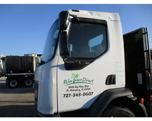 Cab KENWORTH K370 LKQ Heavy Truck - Tampa