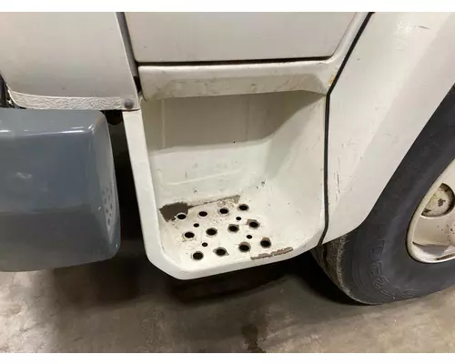 Kenworth MIDRANGER Step (Fuel Tank, Fairing)