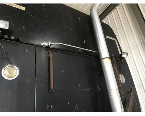 Kenworth T2000 Body, Misc. Parts