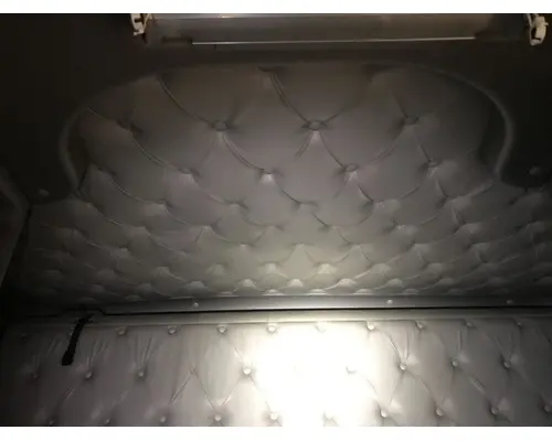 Kenworth T2000 Body, Misc. Parts