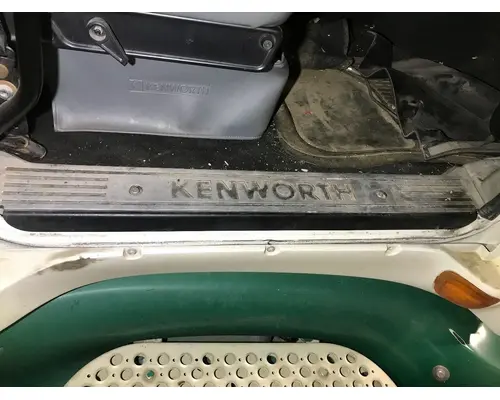 Kenworth T2000 Cab Misc. Interior Parts