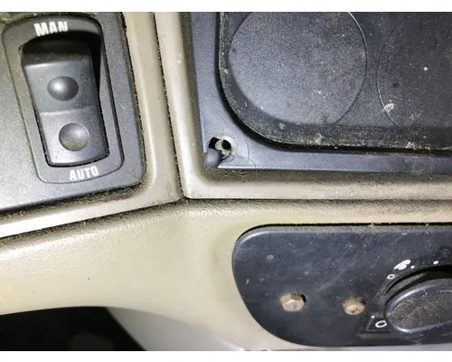 Kenworth T2000 Dash Assembly