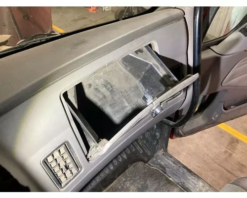Kenworth T2000 Dash Assembly