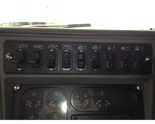 Kenworth T2000 Dash Assembly