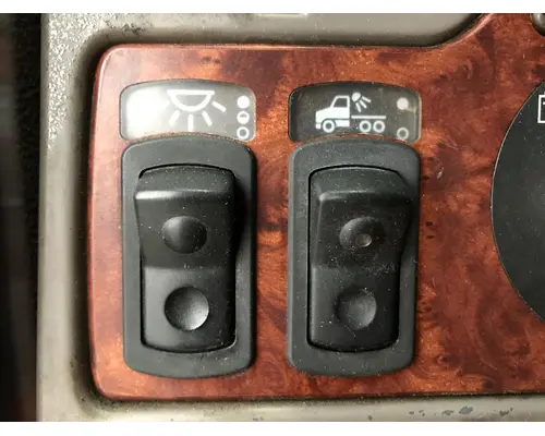 Kenworth T2000 Dash Assembly
