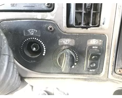 Kenworth T2000 Dash Assembly