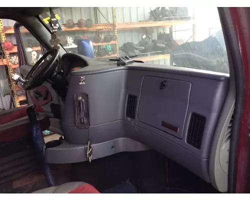 Kenworth T2000 Dash Assembly